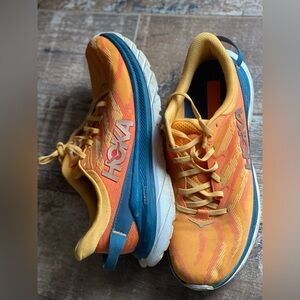 Men’s Hoka Profly+ Sneakers